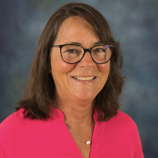 Annette Knapp-Wallenwein